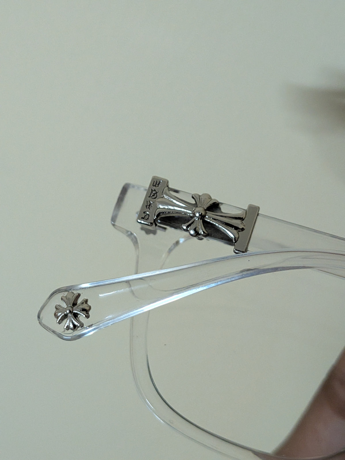 CH TRANSPARENT GLASSES
